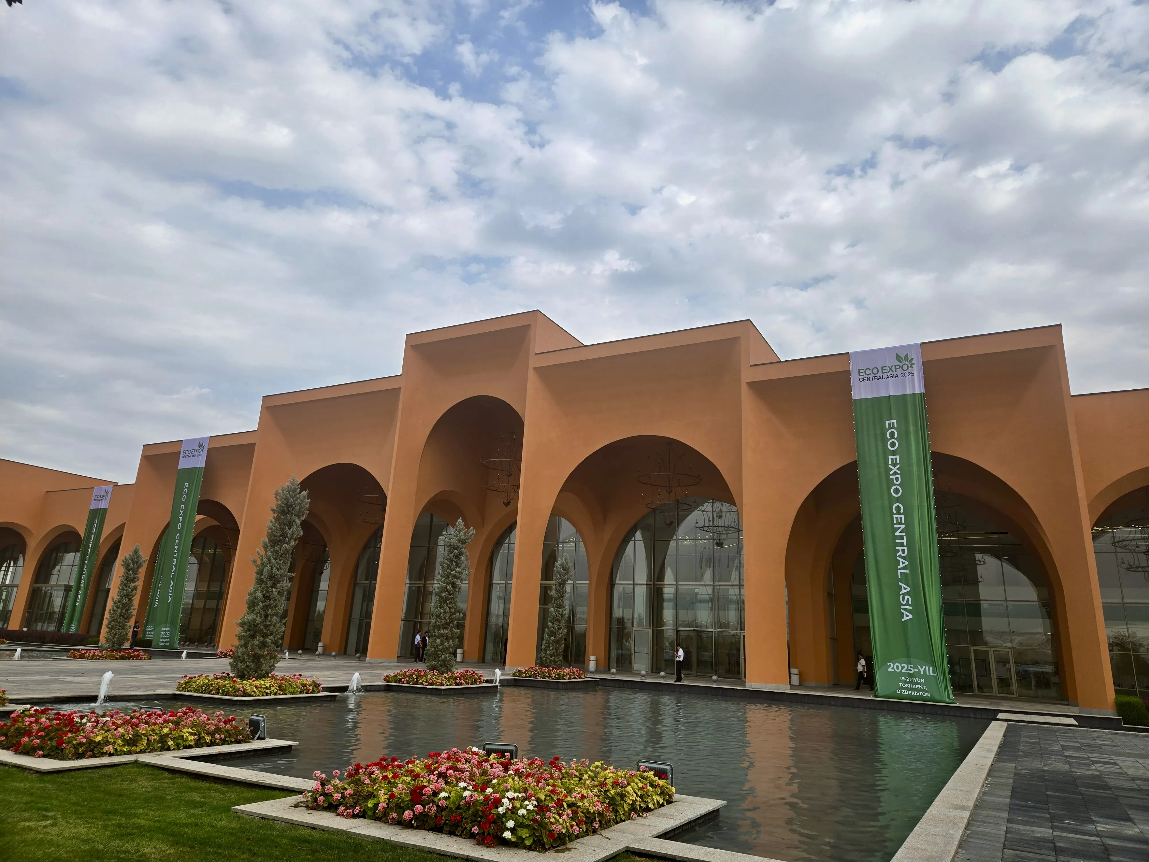 力合科技亮相烏茲別克斯坦Eco Expo Central Asia 2025，多國環保部部長親臨展位指導交流
